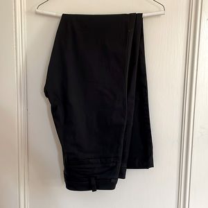 LuluLemon Commission Slim Fit Pant in Black